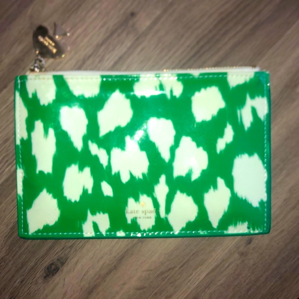 Kate Spade Green and White travel case